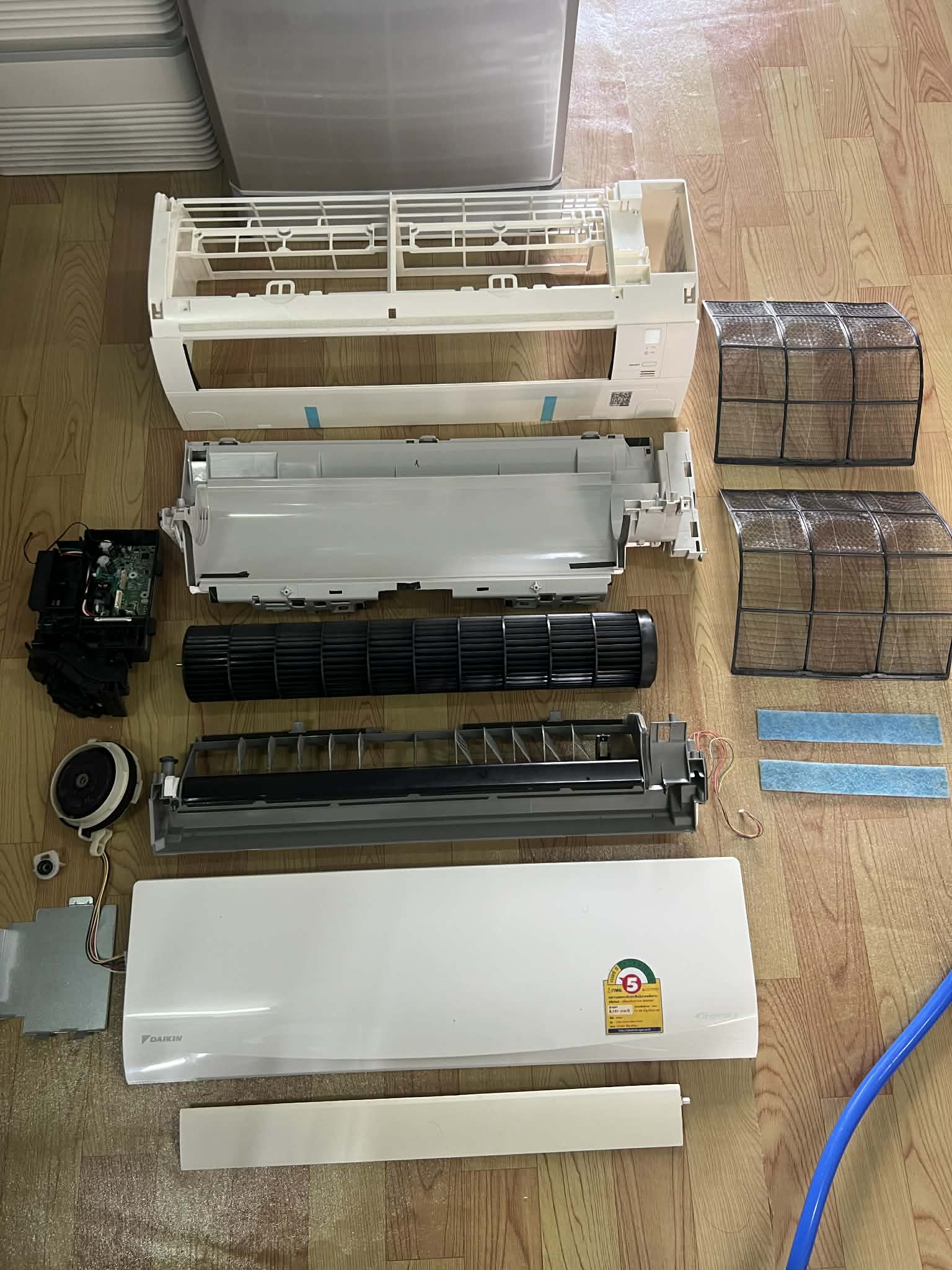 ล้างแอร์แบบพรีเมียม ถอดคอยล์